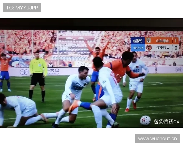 山东泰山中场过度依赖单一战术,节奏失控问题逐步显现 山东泰山中场过度依赖单一战术,节奏失控问题逐步显现