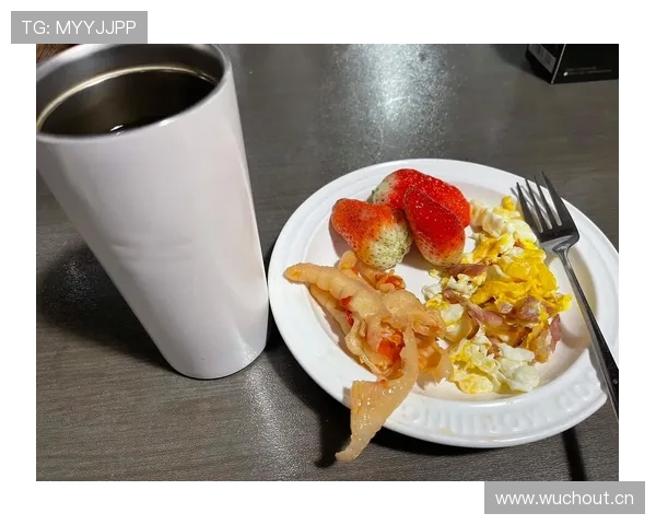 小威退役后晒出的日常：凌晨四点健身房打卡，早餐是金箔煎蛋配蛋白粉